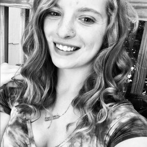 Meet your Posher, Marissa